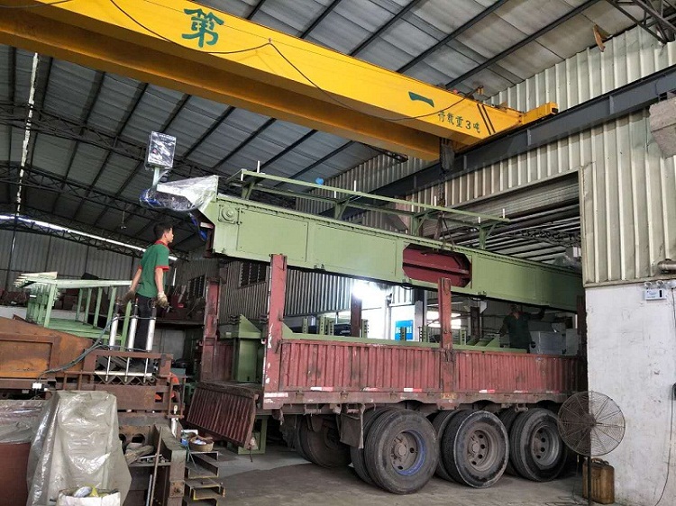 1499685491339954.jpg 三線拉拔機(jī)出貨圖.jpg