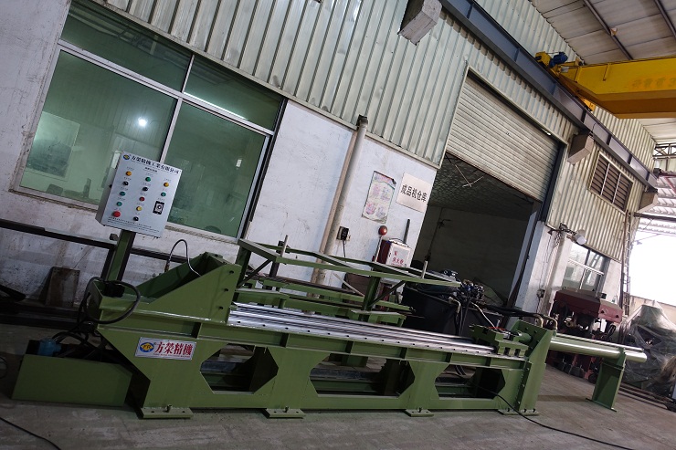 液壓拉拔機(jī)圖片 液壓拉拔機(jī)圖片